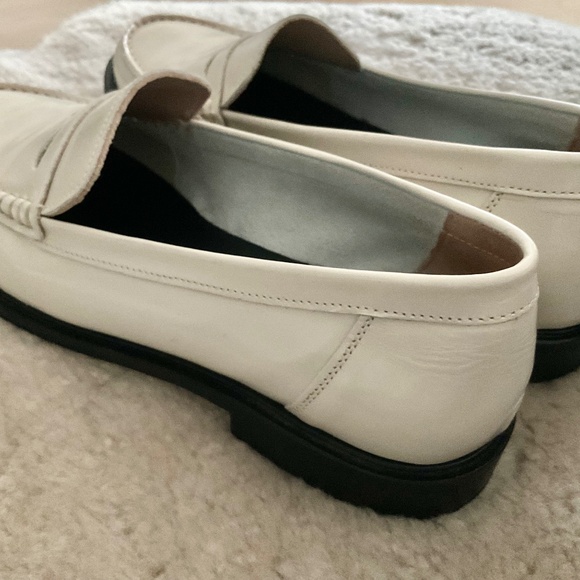 Women B2 BISHOP LOAFER - Picture 1 of 6
